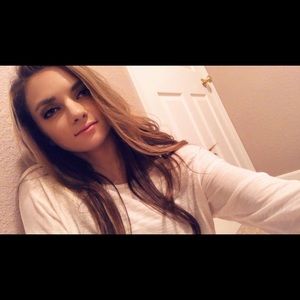 Meet your Posher, Makayla